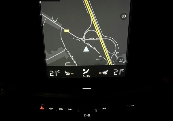 Volvo V60 cena 75900 przebieg: 233900, rok produkcji 2019 z Działdowo małe 466